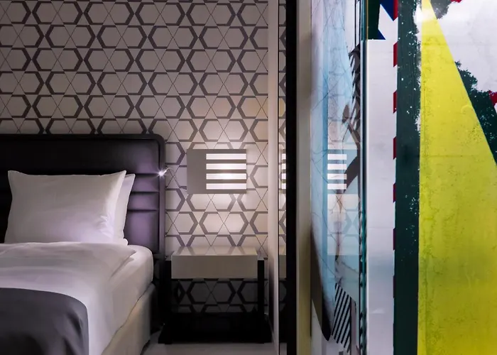 Hotell H10 Ku'damm 4*