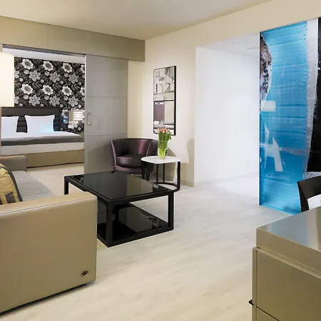 Szálloda H10 Ku'damm 4*