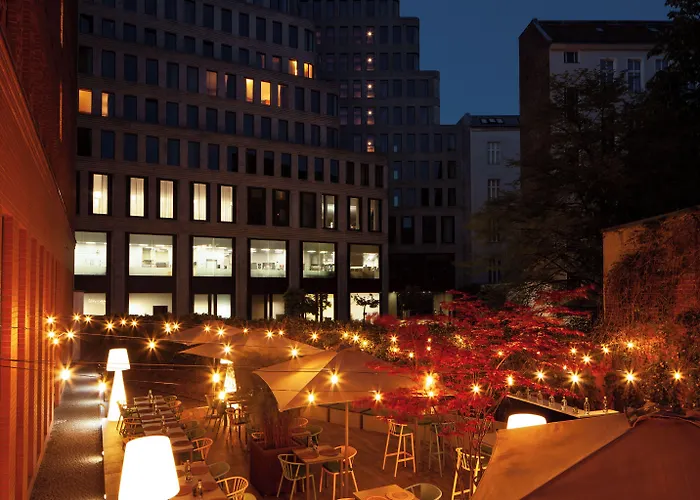 호텔 H10 Ku'damm 4*