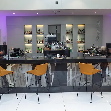 柏林库丹姆h10酒店 酒店 4*