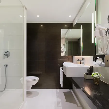 Hotel H10 Ku'damm 4*