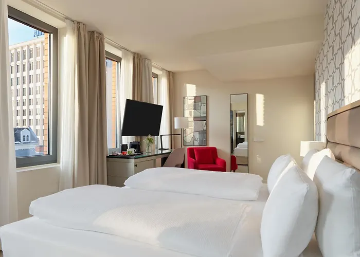 Hotel H10 Ku'damm 4*